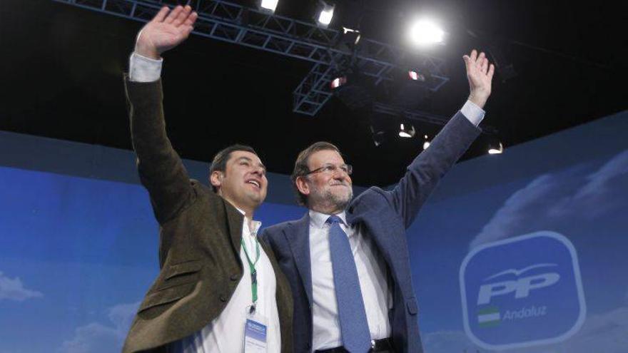 Rajoy acusa a la oposición de tener &quot;prejuicios ideológicos trasnochados&quot;