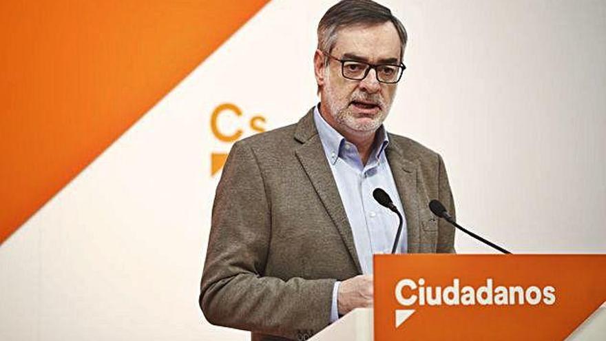 Villegas va anunciar que el guanyador de les primàries a Castella i Lleó és Igea.