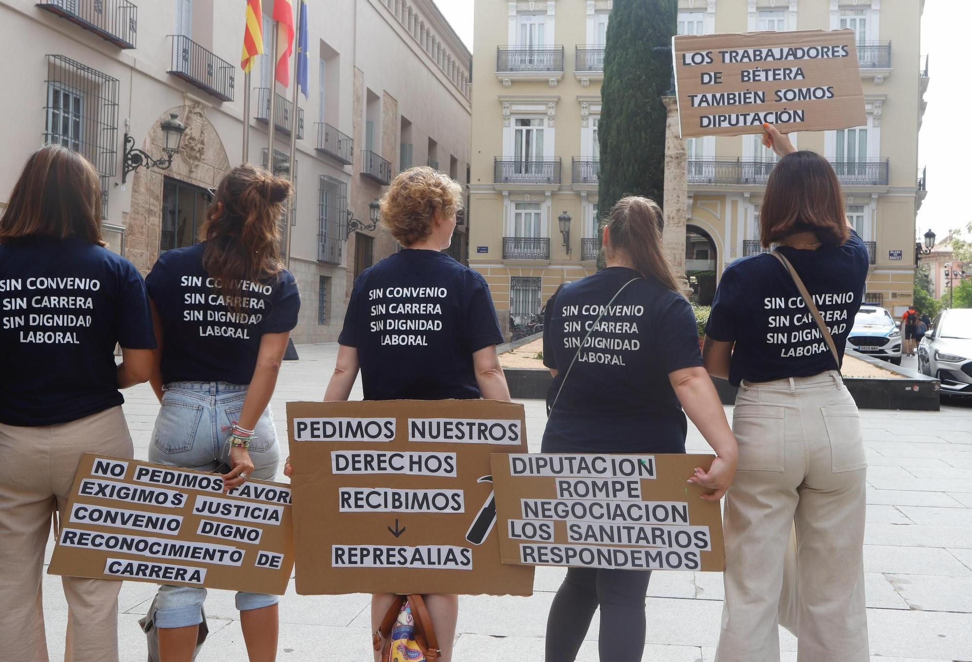 Los sindicatos del Hospital de Salud Mental de Bétera reclaman un convenio y carrera