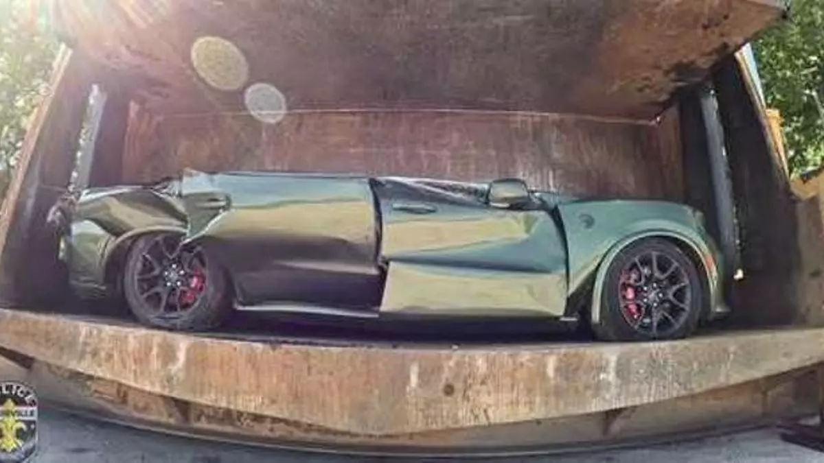 Cuidado: Así terminan los vehículos usados en carreras ilegales en esta ciudad de Estados Unidos