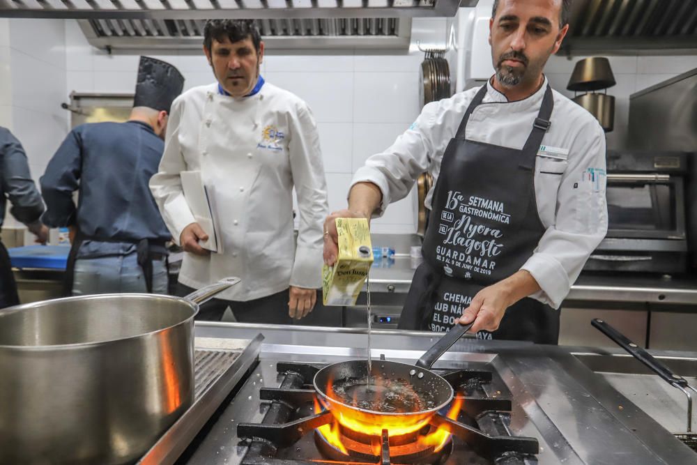 Niki Pavanelli, cocinero del restaurante tinerfeño Il Bocconcino, gana con su «Tierra y mar» el primer premio de la V edición del certamen guardamarenco