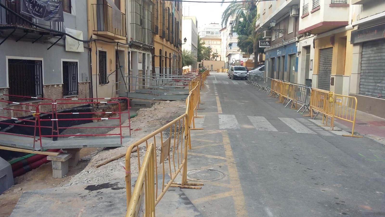 Así están las obras de las calles que rodean el Ayuntamiento de Gandia