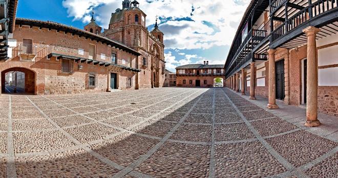 Plaza de San Carlos del Valle