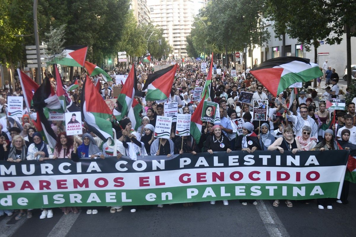 La manifestación de Murcia a favor de Gaza, en imágenes