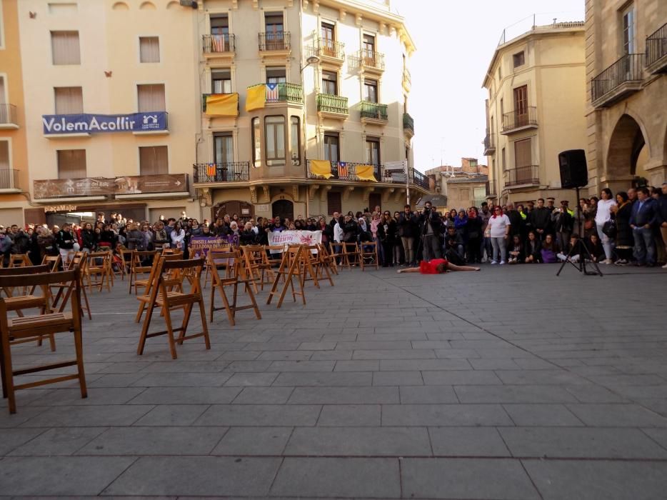 Acte institucional contra la violència masclista a Manresa