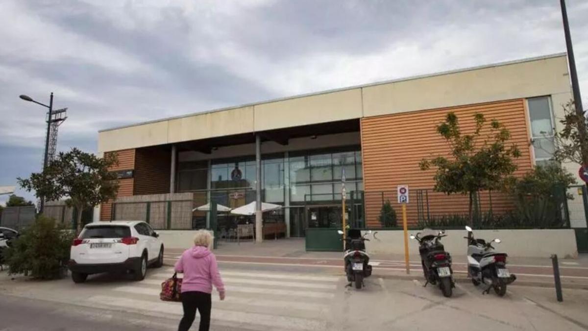 La piscina de Paiporta sigue cerrada desde el 29 de octubre de 2024.