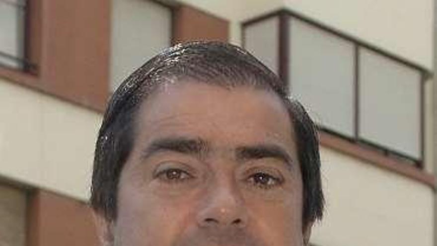 Gerardo Crespo. víctor echave