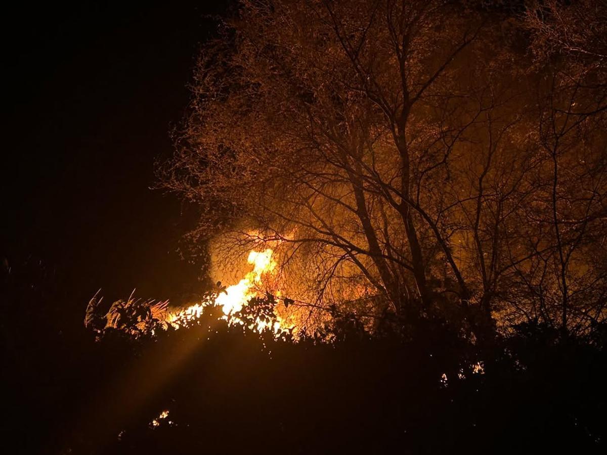 Imagen del incendio de Carcaixent del miércoles.