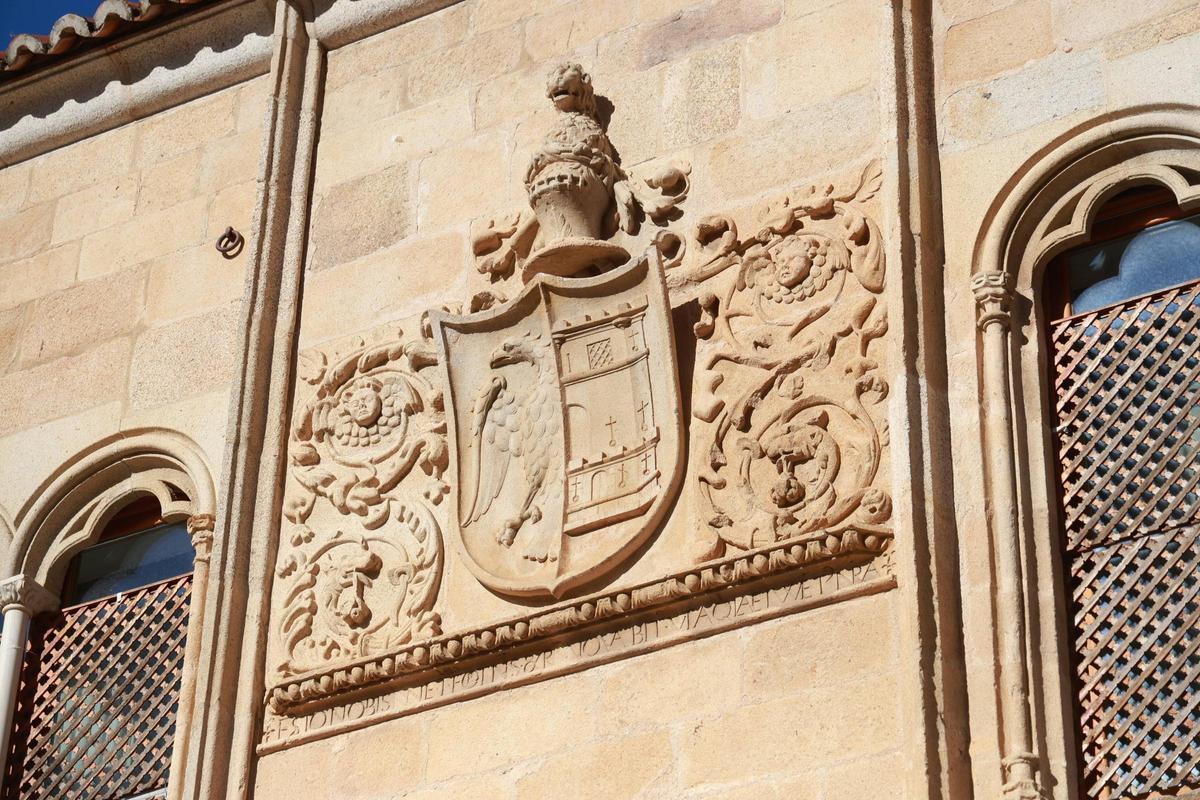Galería | Así es el Palacio del Mayoralgo de Cáceres
