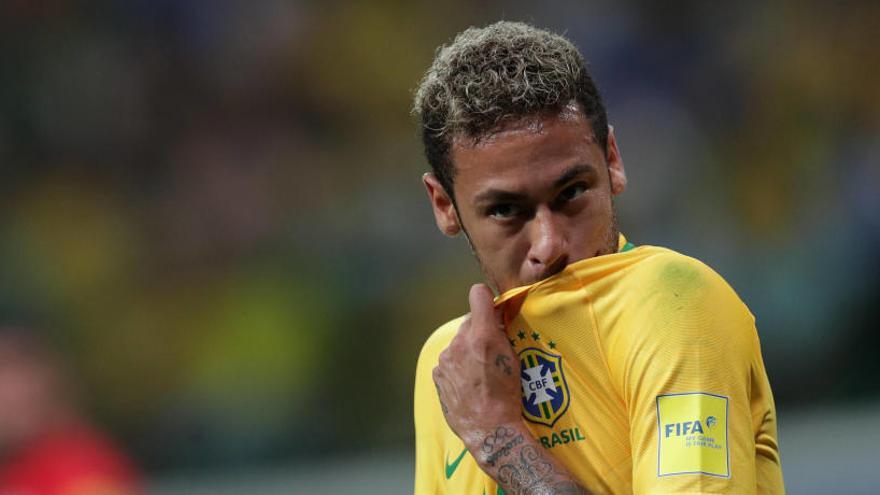 Neymar durante el último partido con la selección brasileña.