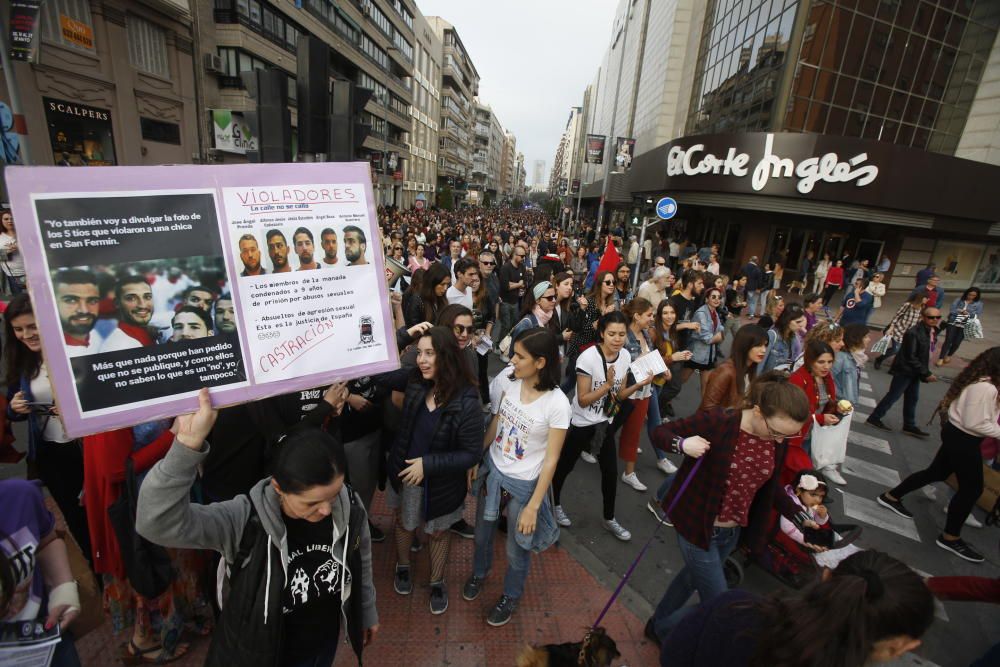 Manifestación en Alicante contra la sentencia de ''La Manada''