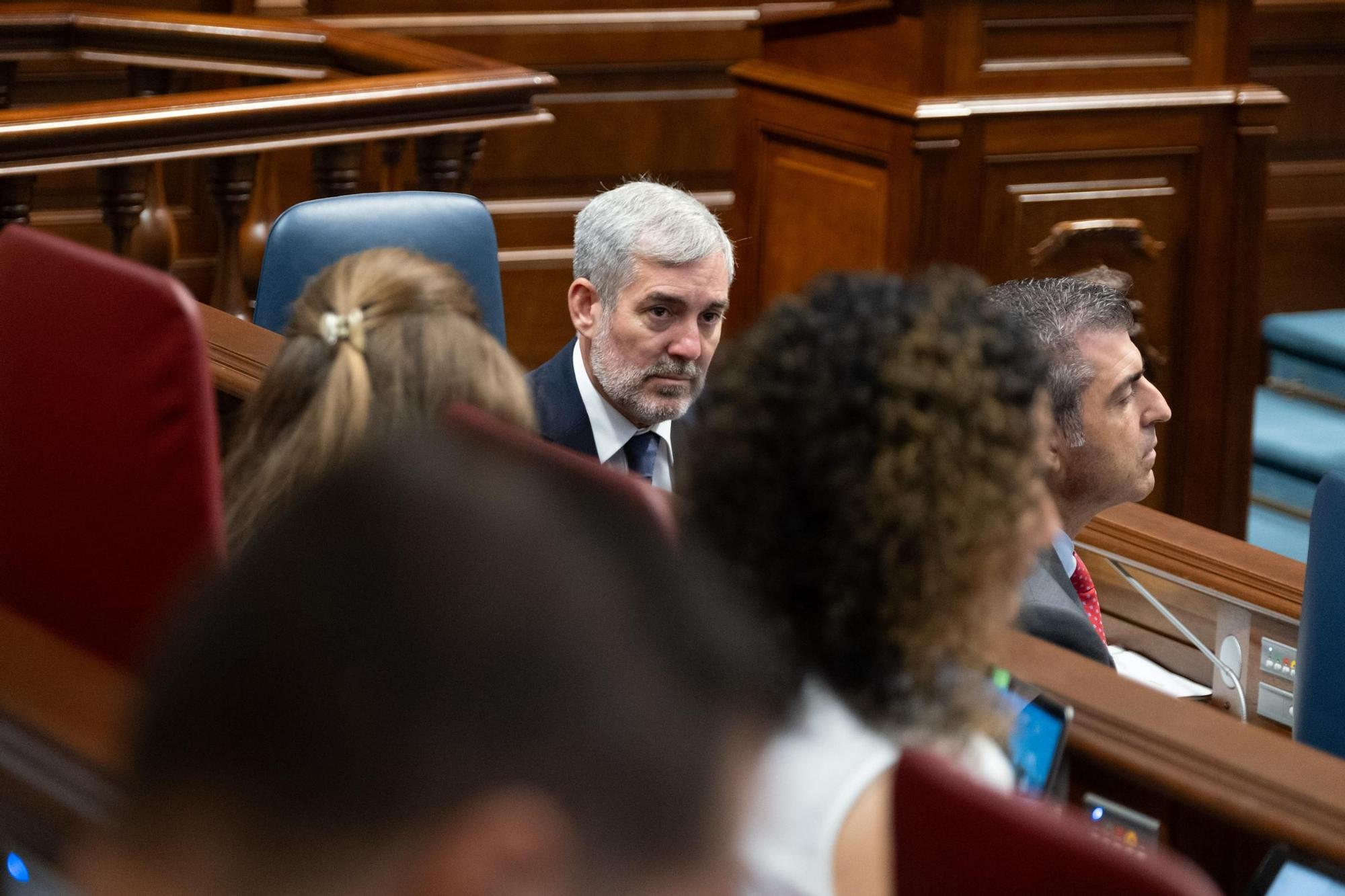 Pleno del Parlamento de Canarias