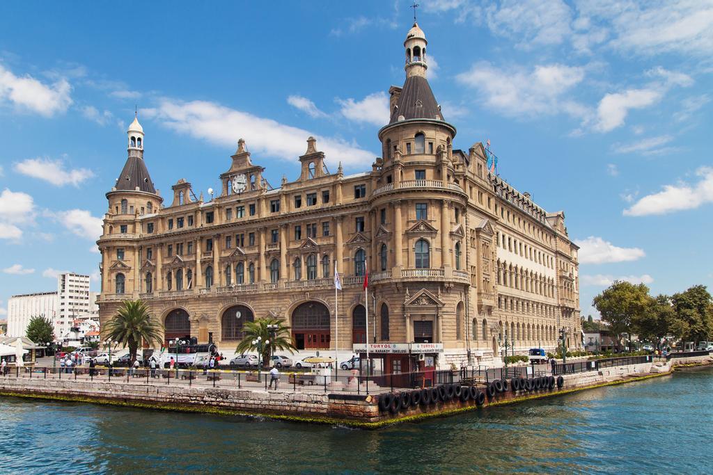 Terminal de Haydarpasa en el barrio de Kadiköy