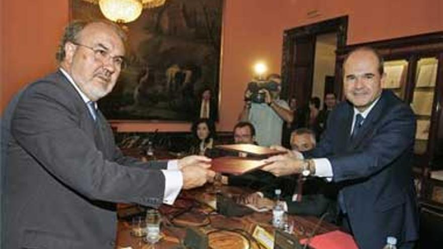 El PP reclamará en las Cortes el anticipo de la deuda histórica