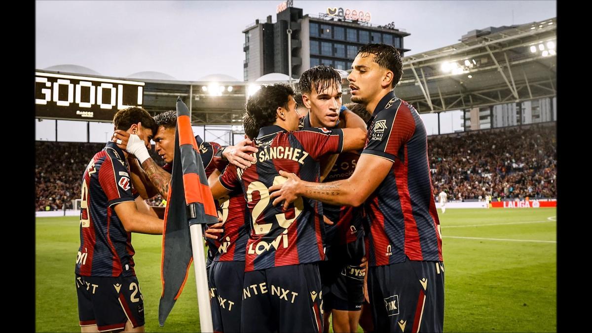 El Levante UD - RCD Mallorca, en imágenes