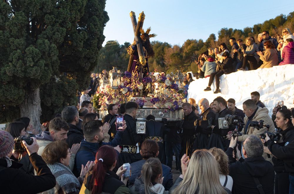 Las imágenes que nos ha dejado el Viacrucis en Sagunt