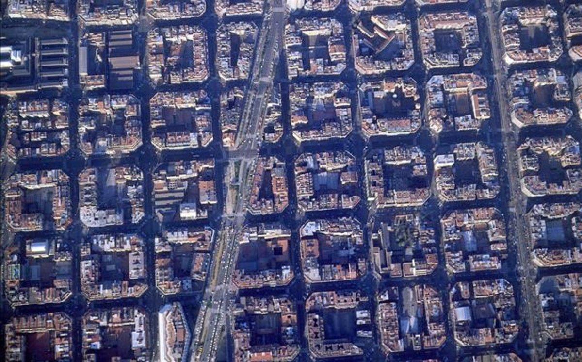 zentauroepp2313508 cuaderno del domingo foto a ria del eixample de barcelona   191024201058