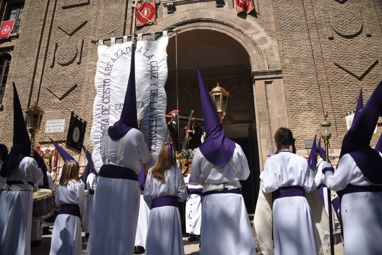 En imágenes | Procesiones del Jueves Santo en Zaragoza