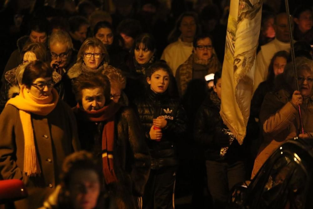 Procesión de las antorchas en Lourdes (Zamora)