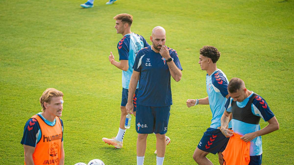 Giráldez, durante el último entrenamiento en la ciudad deportiva.
