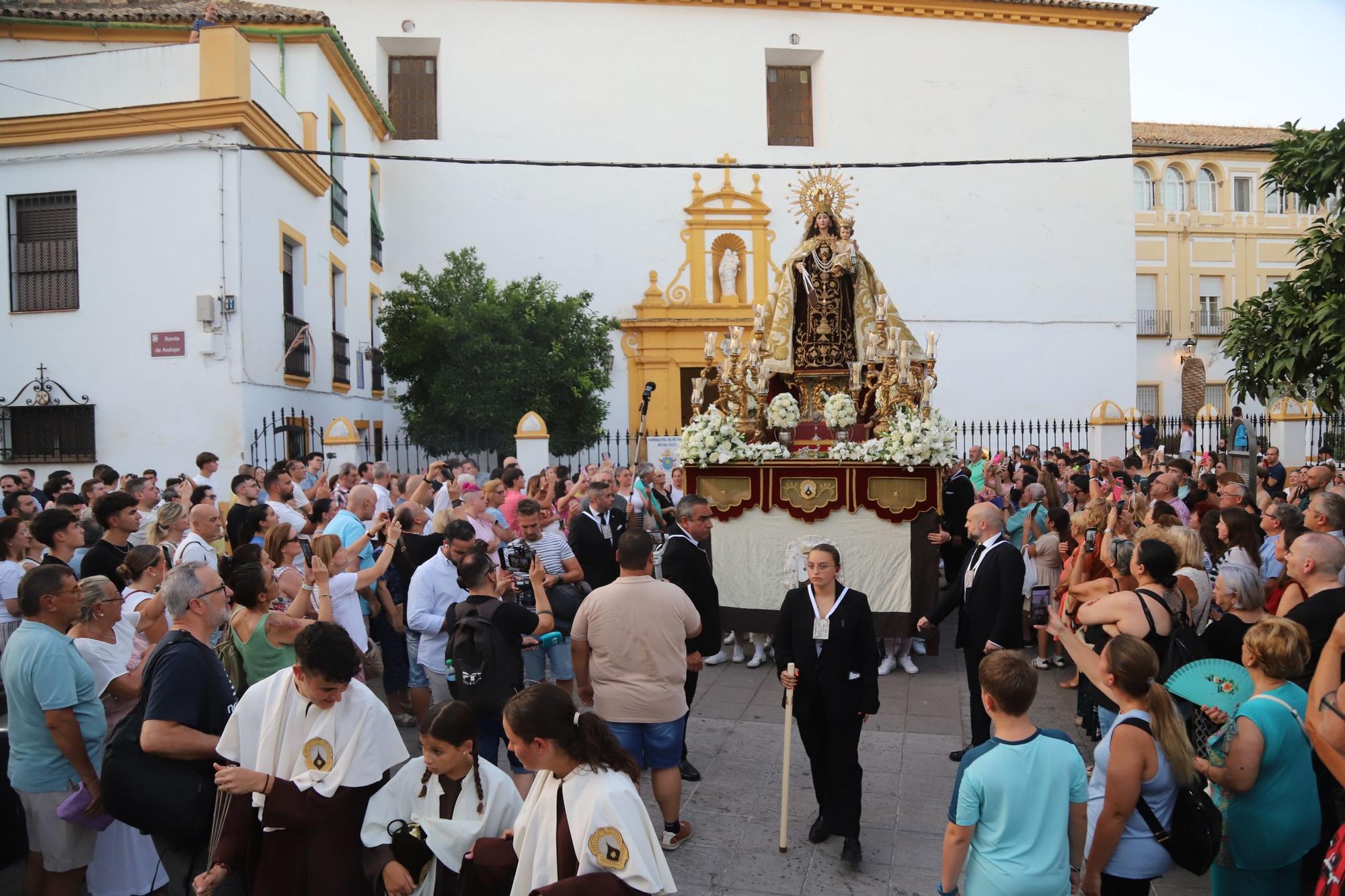 Las procesiones de la Virgen del Carmen por las calles de Córdoba, en imágenes