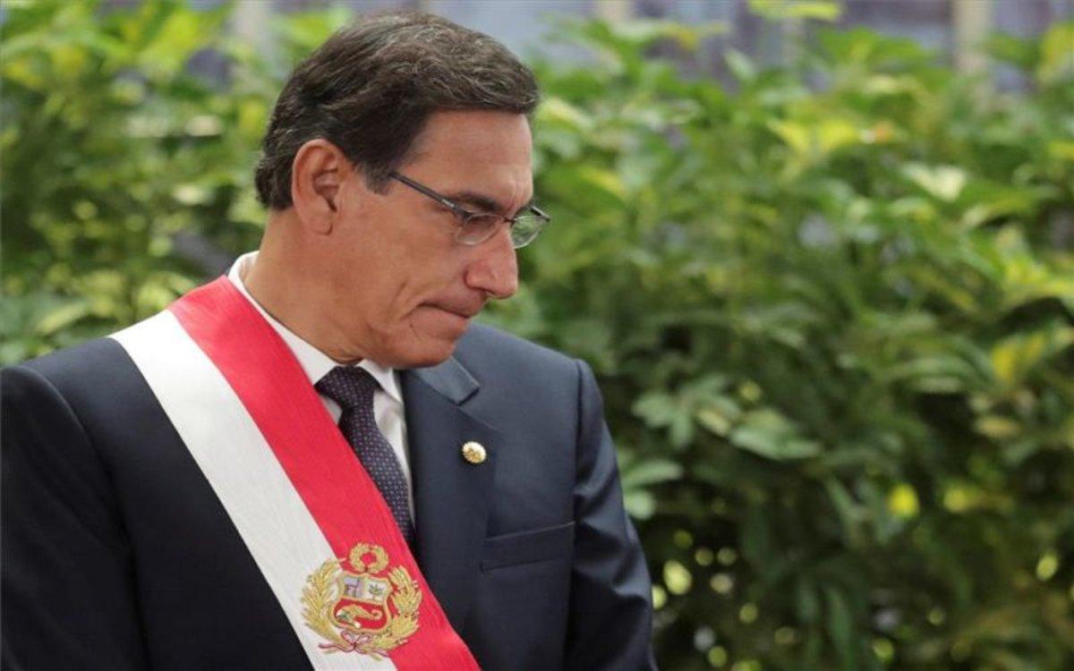 peru-martin-vizcarra-banda-presidencial