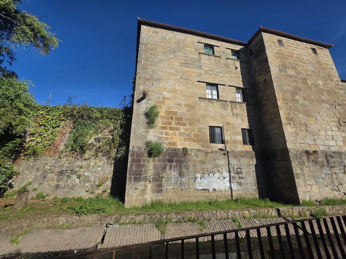 Pintadas en las paredes del convento situado en el conjunto monumental de Vista Alegre.