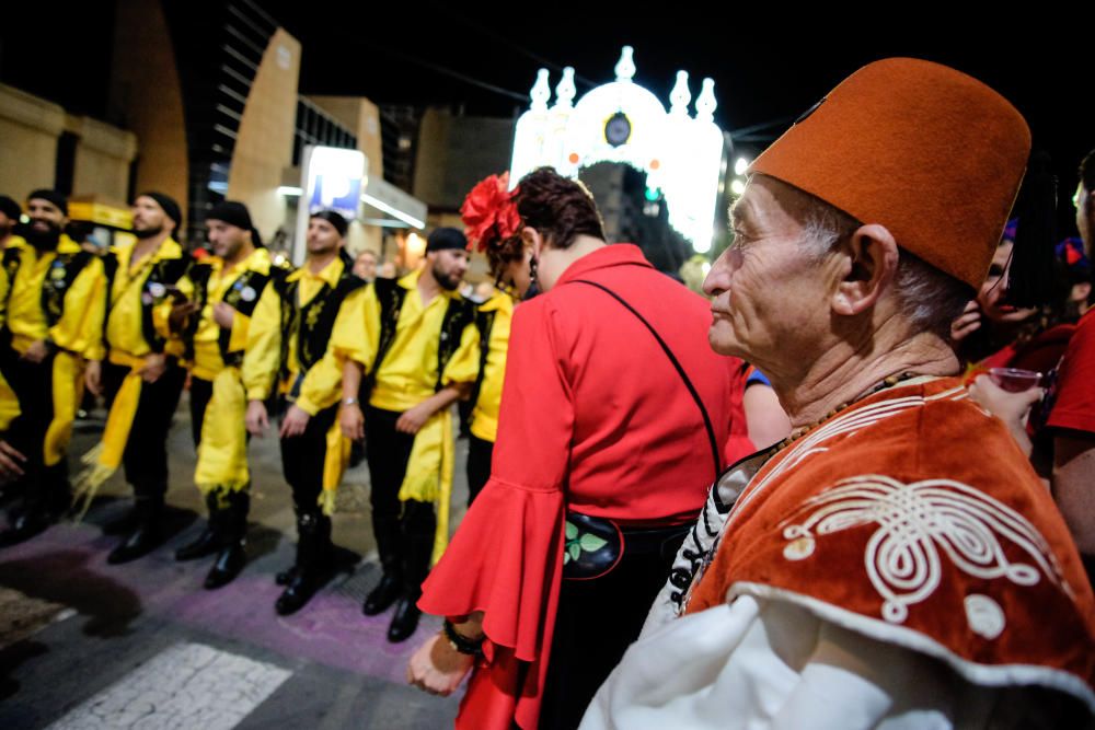 Desfile Retreta moros y cristianos Elda