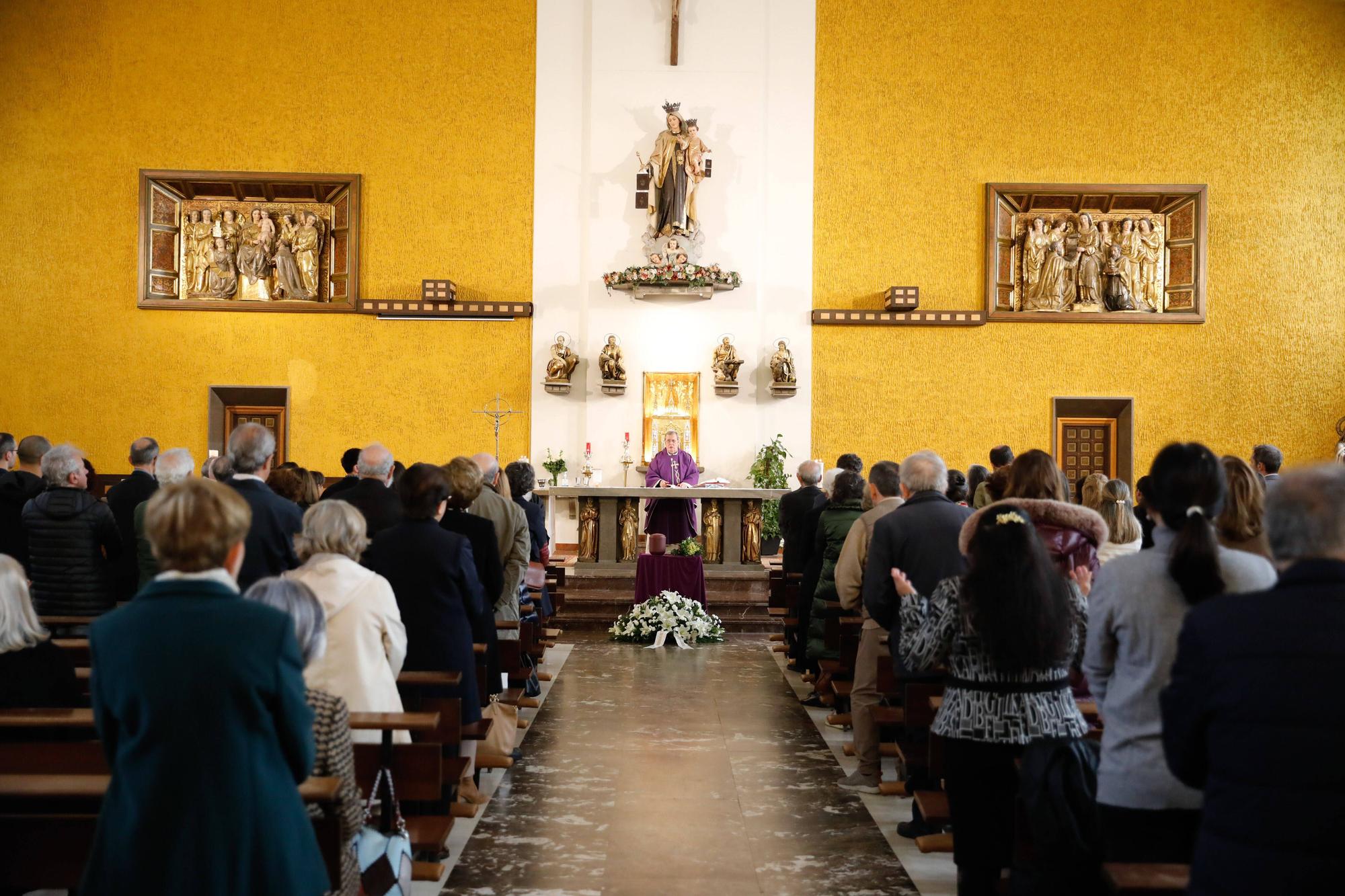 Funeral de Eloína Suárez, única alcaldesa de la historia de Oviedo
