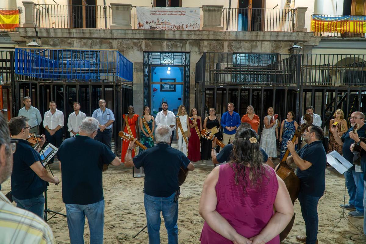 Con actos como la Nit de Ronda, las fiestas de San Bartolomé mantienen vivo el patrimonio cultural y las tradiciones de Nules.