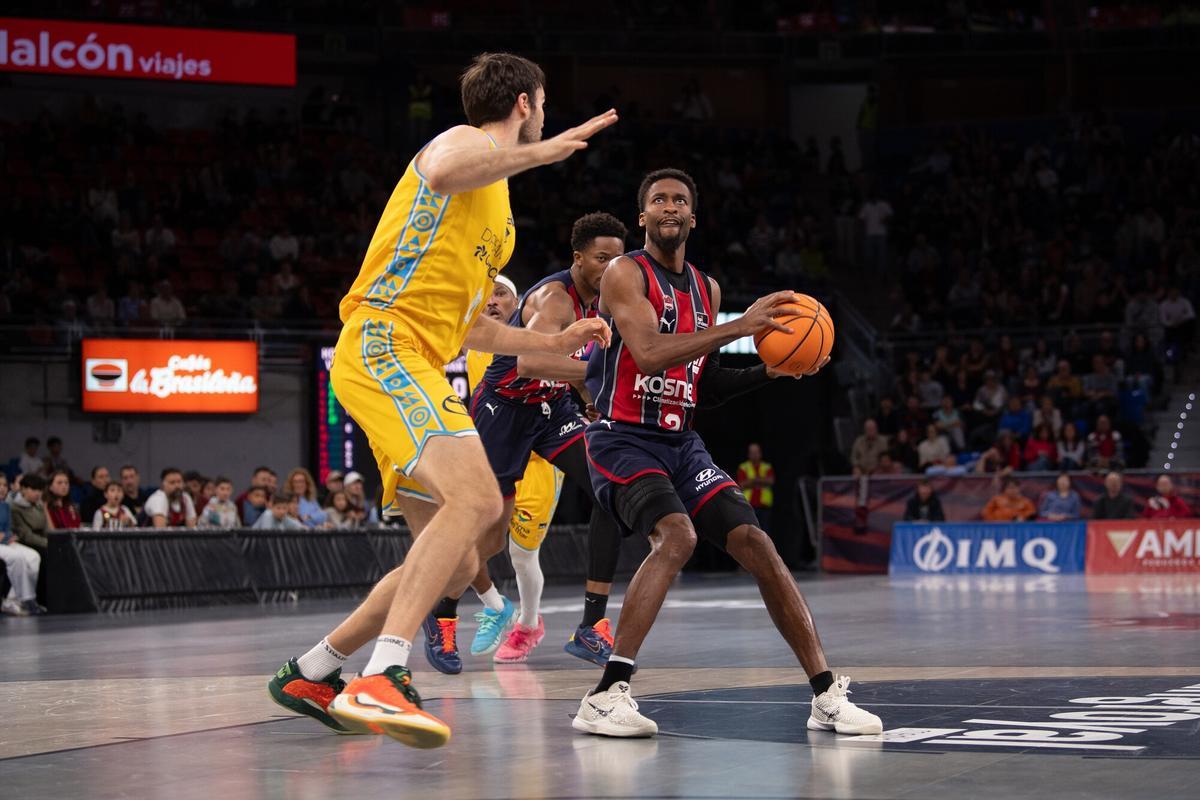 Kobi Simmons, marcat per Tobey, el millor del Baskonia contra el Gran Canària