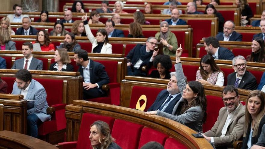 Junts presentará una ley para que los permisos de residencia en Cataluña no se concedan sin saber catalán