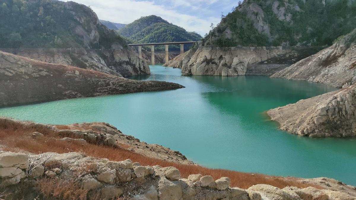 Pantà de la Llosa del Cavall, a Guixers