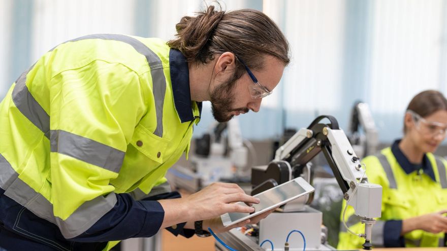 El Colegio de Ingenieros Industriales de Aragón y La Rioja, el acompañamiento necesario para los futuros ingenieros