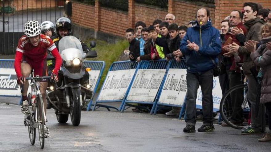 González del Campo, poco antes de cruzar la línea de meta.