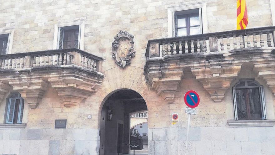 El caso del profesor acusado de abusos sexuales llega el martes a la Audiencia