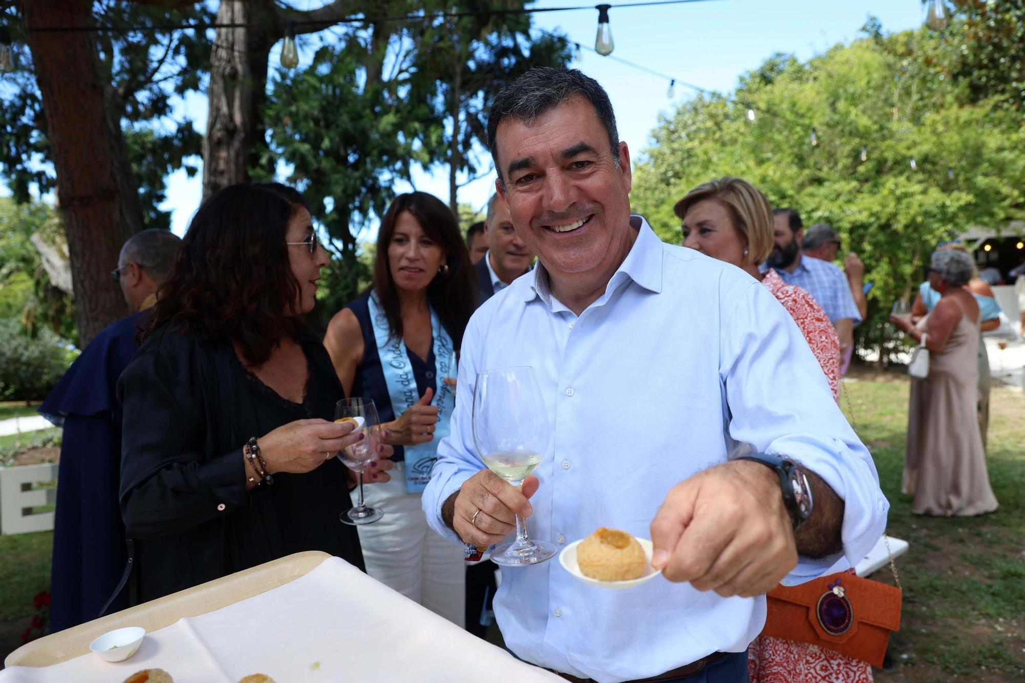 Un momento del XVII Capítulo da Orde da Ameixa de Carril.