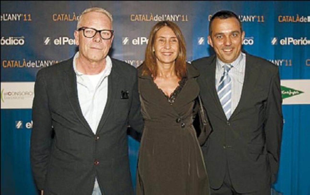 L’empresari Fede Sardà; la seva dona, Gemma Recoder, i el director de Màrqueting i Comunicació d’Ediciones Primera Plana, Joan Alegre.