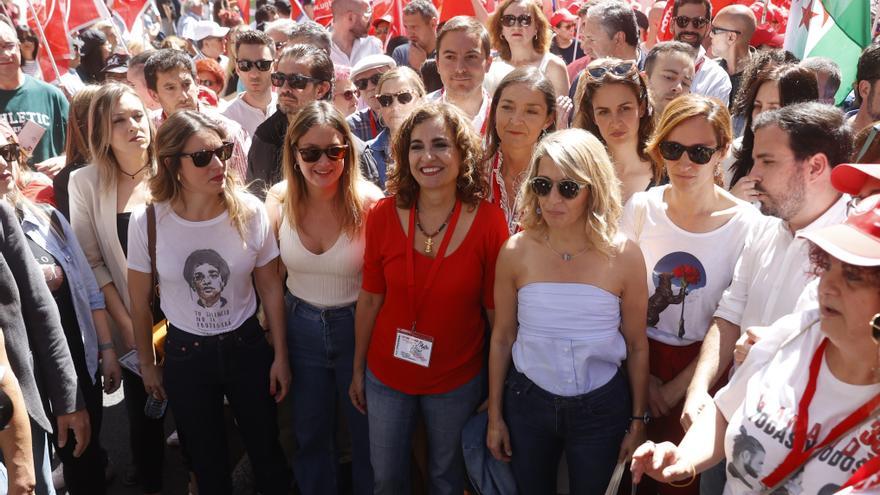 Seis ministros se unen a las marchas del 1 de mayo y llaman a un acuerdo para subir los salarios