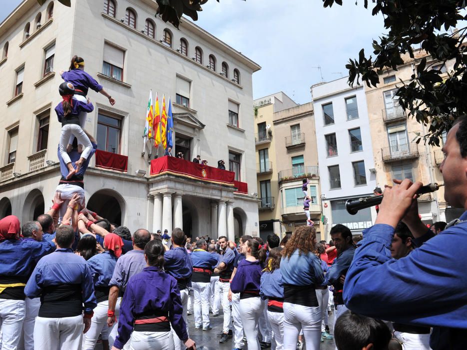 Rua infantil, cercavila i castells per acomiadar les Fires de Figueres