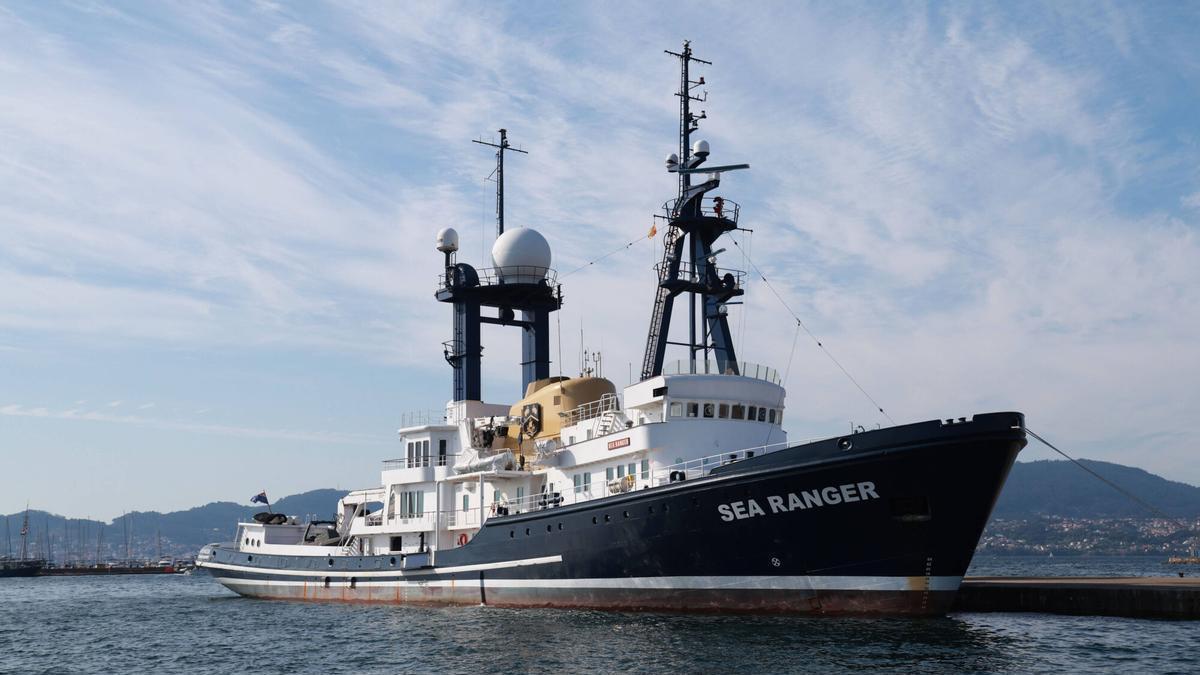 El «Sea Ranger», amarrado en Beiramar.
