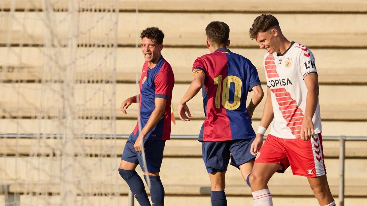 Unai Hernández celebra el 1-0 contra L'Hospitalet