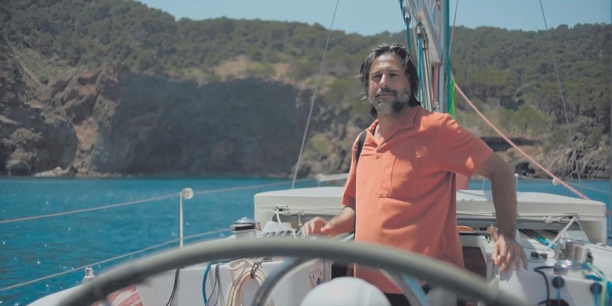 El actor Hugo Silva en una de las primeras escenas de la película 'Faro', rodada en Mallorca