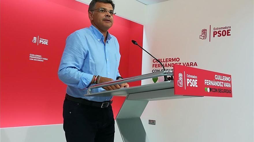 El PSOE recuerda a PP y Cs que deberán explicar a sus votantes lo ocurrido en Badajoz y en Jerez