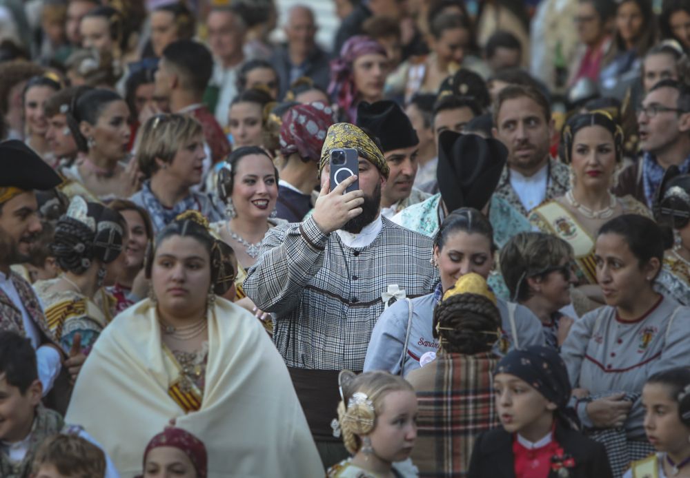 Emoción y nervios en la entrega de premios a las fallas de Sagunt