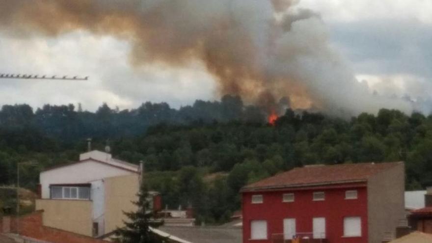 Dos focs en quatre dies fan preocupar la població d&#039;Artés per la presència d&#039;un possible piròman