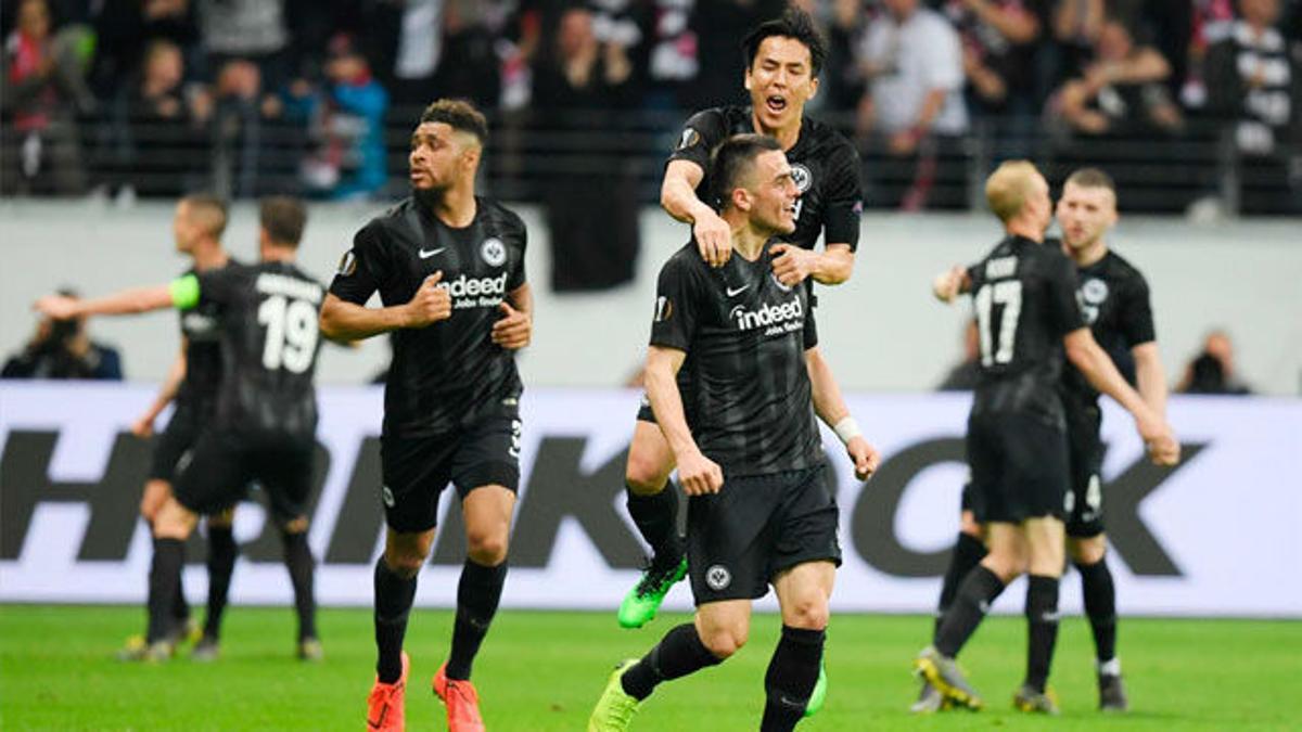 El Eintracht de Jovic estará en semis tras remontar la eliminatoria