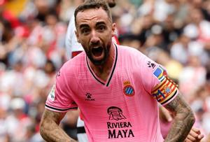 Darder celebra el gol que marcó al Rayo en Vallecas, era el 0-1 del Espanyol.