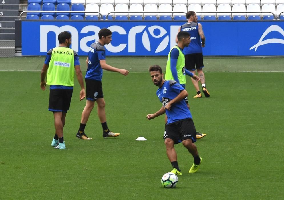 Sesión en Riazor para el duelo con el Levante