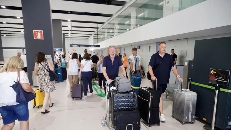 Corvera despega hacia Ámsterdam con tres vuelos semanales a partir del próximo año